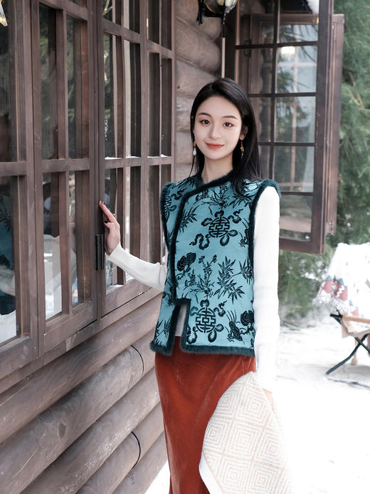 盛唐牡丹| 兰芝常生水貂漳缎夹棉马甲 商品图2