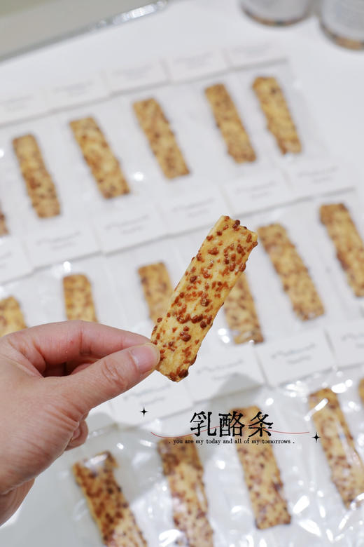低糖乳酪条，酥香奶香芝士香 商品图1