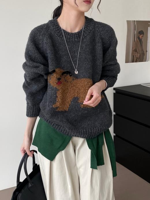 🌟【小野日记 Yono's Diary可爱小狗慵懒秋冬软糯羊毛衫XY-F-15111款】❤️！！这款可爱小狗~慵懒☀️gao级宽松毛衣秋冬软糯羊毛衫，🌵羊毛混纺，保暖又轻盈舒适，💖上身无负担。 商品图0