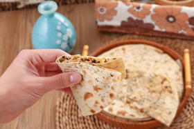 早餐私域热卖1000万张饼❗ 双十二活动桐庐手作梅干菜肉烧饼❗ 半价活动❗单拍不发，多拍不发，需要跟正装一起拍下） 活动时间12月10号活动截止12月30号🔥🔥