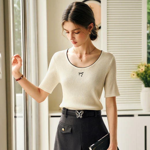 OLrain欧芮儿法式短袖针织衫女春季2025年新款撞色低圆领套头衫 商品图1