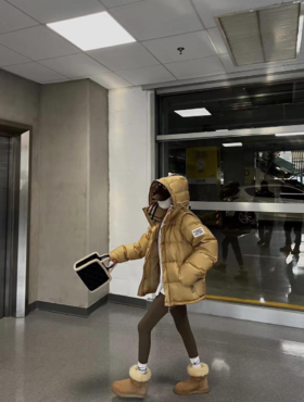 Burberry/巴宝莉21Fw可拆卸袖子羽绒服周冬雨同款可拆卸袖子连帽羽绒服男女同款（UY*FD）