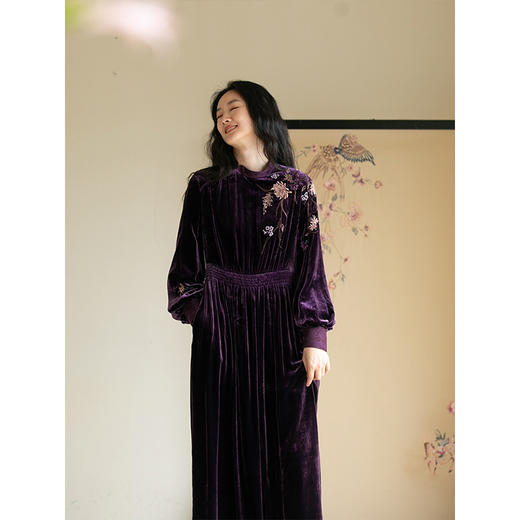 牧衣游原创丝绒刺绣连衣裙新款 限量福利款 摇月【不支持会员折】 商品图1