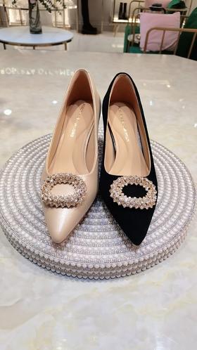 【云粉节】 【9折】BF楼诺贝达25年春时尚单鞋RS257603吊牌价2080