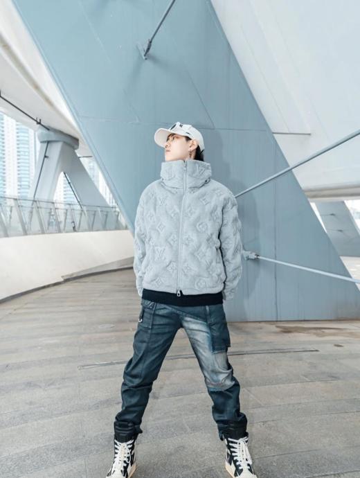 驴家新系列新宠秋冬王炸品压花外套男女同款‼️‼️（U） 商品图3