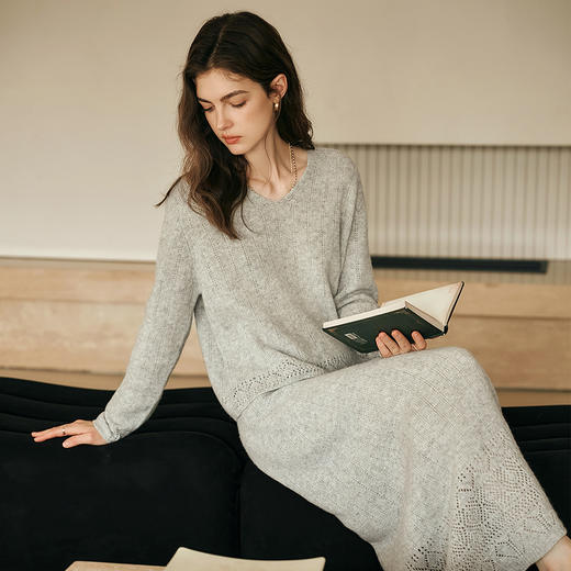 OLrain欧芮儿法式时尚套装女春季2025年新款灰色慵懒风两件套 商品图4