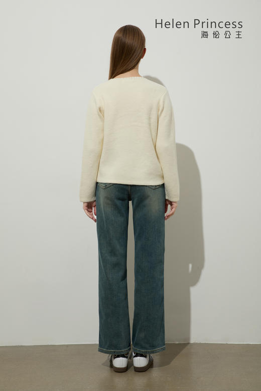 小香风爱心扣毛衣 商品图9