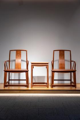 红桥红  家具严选  缅甸花梨（大果紫檀）【宝蕴楼扇形 南官帽椅三件套】