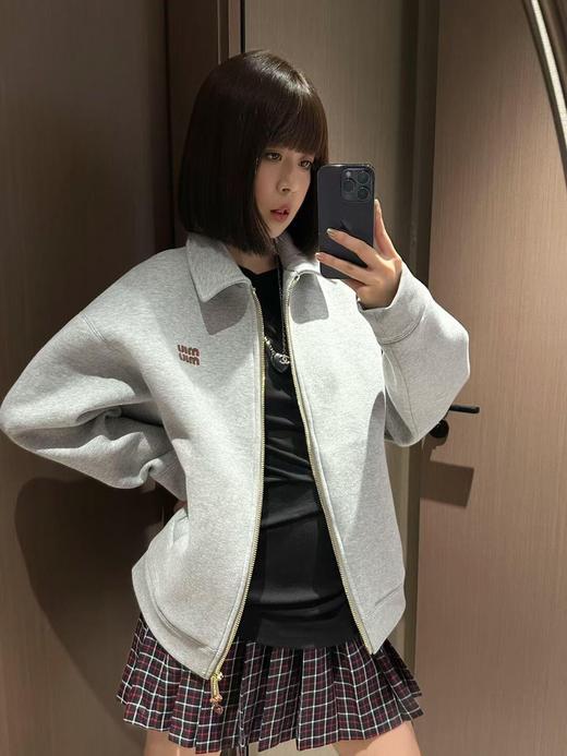 缪缪24Fw早秋新款知识分子时髦风overzise大外套（UY*DQJB) 商品图2