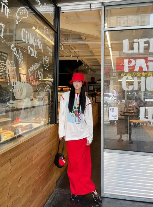 CHEERUPUNIF*RM24Fw秋冬新款立体窗台印花长袖T恤（UY*DQJB） 商品图4