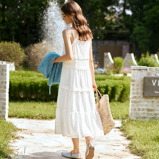 OLrain欧芮儿白色吊带连衣裙女春季2025年新款法式纯欲风蕾丝裙 商品图3