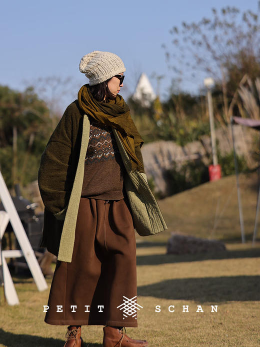 PETIT SCHAN小闪 CLO#670 The messenger of Dionysus 酒神的信使 棉加绒柔雾感松紧腰微A长半裙 商品图7