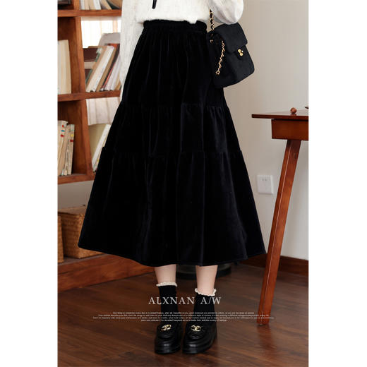 鹿向南《黑曜石》丝绒半身裙女秋冬新款法式收腰显瘦a字蛋糕裙子 商品图1