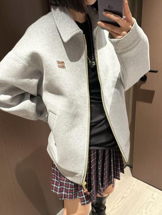 缪缪24Fw早秋新款知识分子时髦风overzise大外套（UY*DQJB) 商品图3