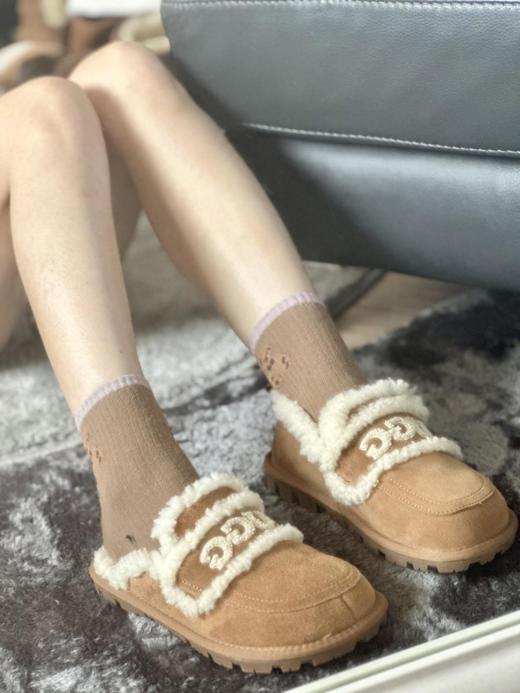 UGG雪地靴平底刺绣拖鞋毛绒半拖（UX*XR） 商品图5