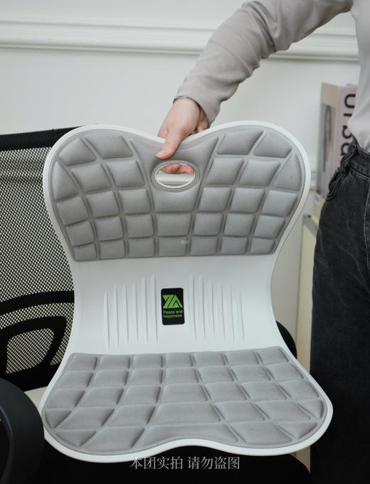 【日本银座在售zaficher思菲其矫姿坐垫】体操世界冠军刘南希推荐，日本骨科医生推荐!全新升级6层复合，高温热压一体成型 国家专利设计，人体工学环抱，四维立体呵护 商品图4