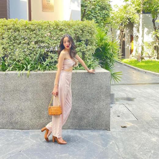 MCMArenVisetos链条肩带斜挎包（U） 商品图11