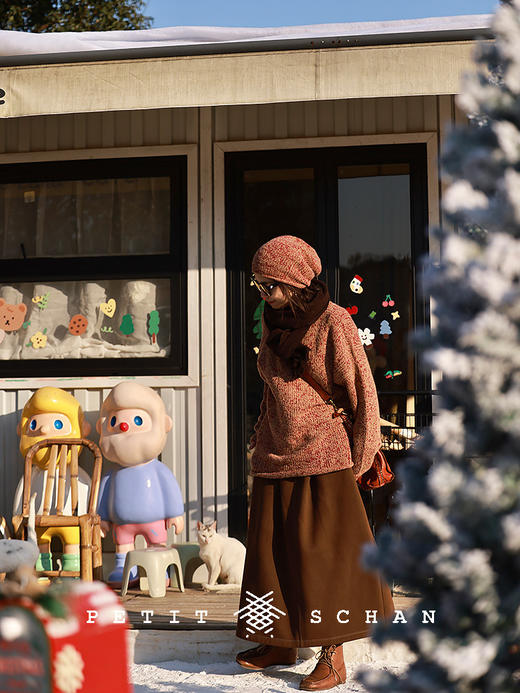 PETIT SCHAN小闪 CLO#670 The messenger of Dionysus 酒神的信使 棉加绒柔雾感松紧腰微A长半裙 商品图4