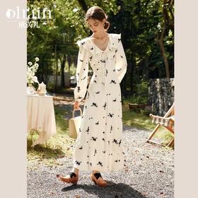 OLrain欧芮儿法式杏色连衣裙女春季2025年新款V领荷叶边碎花裙