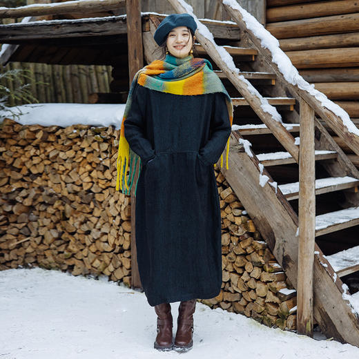 绽放旅行女装853朵/闲适连衣裙秋冬色织亚麻圆领长袖茧型显瘦裙子 商品图4