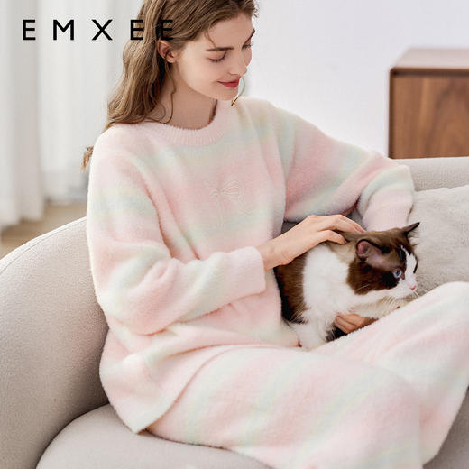 【家居服专场】EMXEE嫚熙秋冬季小熊半边绒女士睡衣小羊绒女款加厚加绒家居服 商品图6