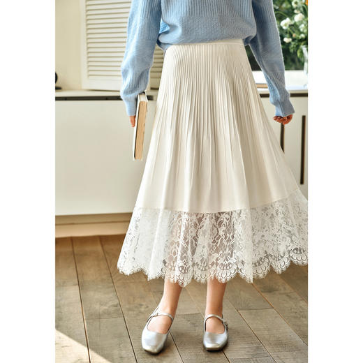 OLrain欧芮儿法式白色半身裙女春季2025年新款蕾丝花边拼接针织裙 商品图4