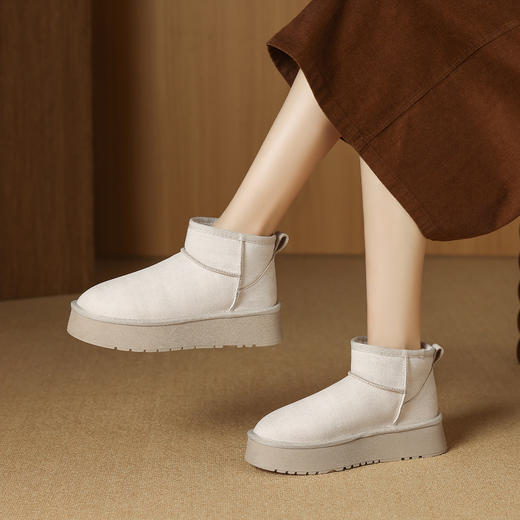 D：Fuse/迪芙斯百搭舒适保暖雪地靴女2024秋冬季新款厚底洋气短靴DF441189AM 商品图0