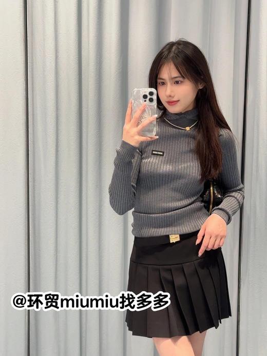 缪缪24Fw秋冬新款学院风金属字母扣腰带高腰百褶半身裙（UY*DQJB） 商品图6