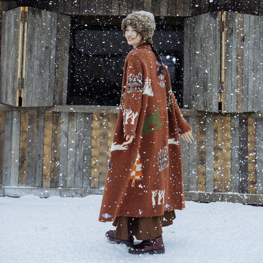 绽放845朵/冬季羊毛卷冬牧场动物主题提花翻领牛角扣长毛衣开衫 商品图2