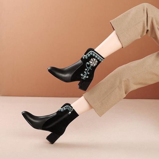 【预售5天】真皮绣花水钻女靴民族风羊反绒侧拉链短靴ALS&524-3 商品图4