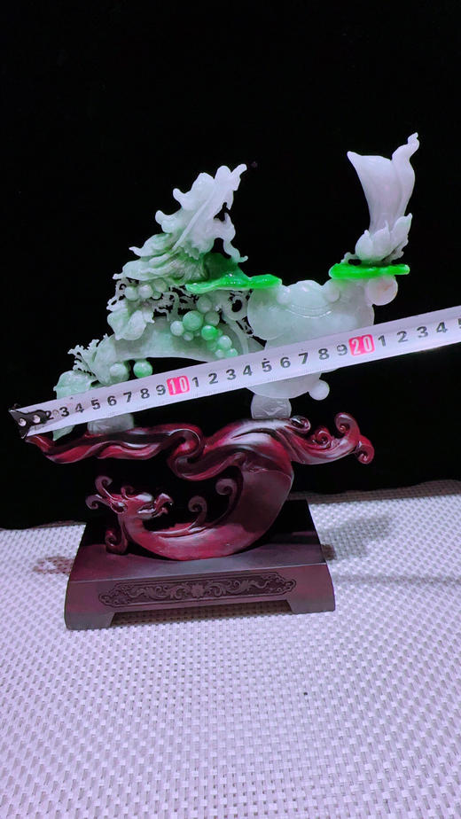 620684翡翠摆件【如意】 商品图1