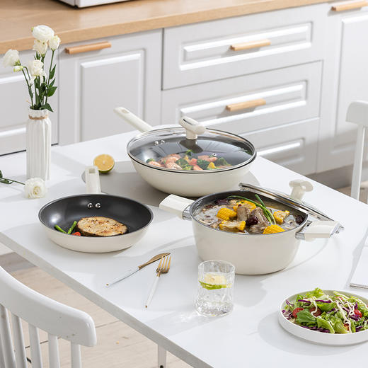 佰造悦莹精铁不粘锅三件套BZ-FTZ510B 商品图1