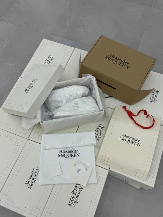 超级经典！！！Alexande* McQueen麦昆小白鞋 商品图0