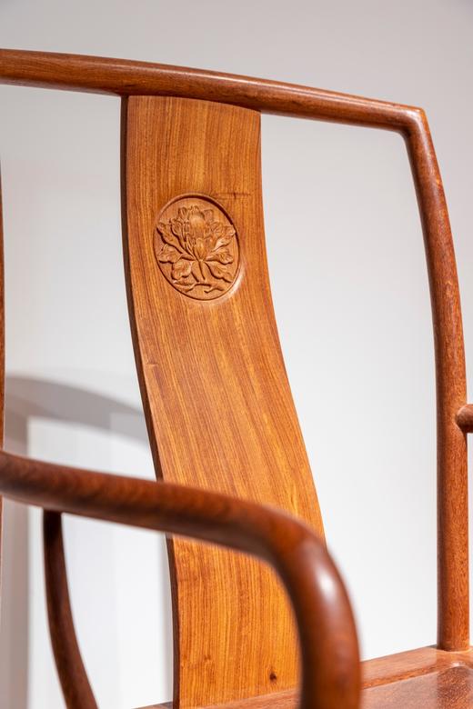 红桥红  家具严选  缅甸花梨（大果紫檀）【宝蕴楼扇形 南官帽椅三件套】 商品图2