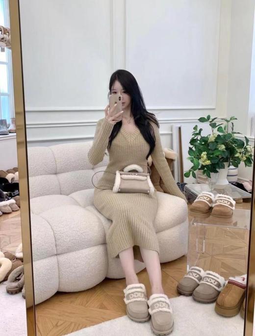 UGG雪地靴平底刺绣拖鞋毛绒半拖（UX*XR） 商品图1