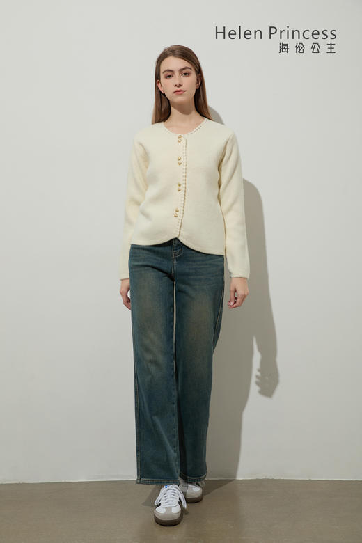 小香风爱心扣毛衣 商品图7