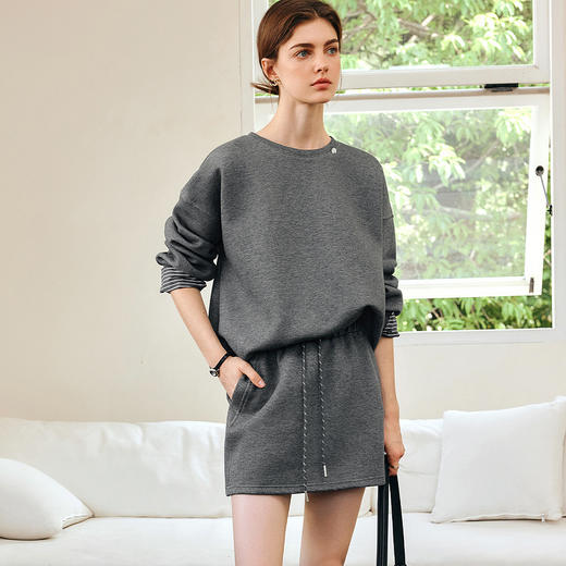 OLrain欧芮儿灰色时尚套装女春季2025年新款通勤卫衣半裙两件套 商品图1