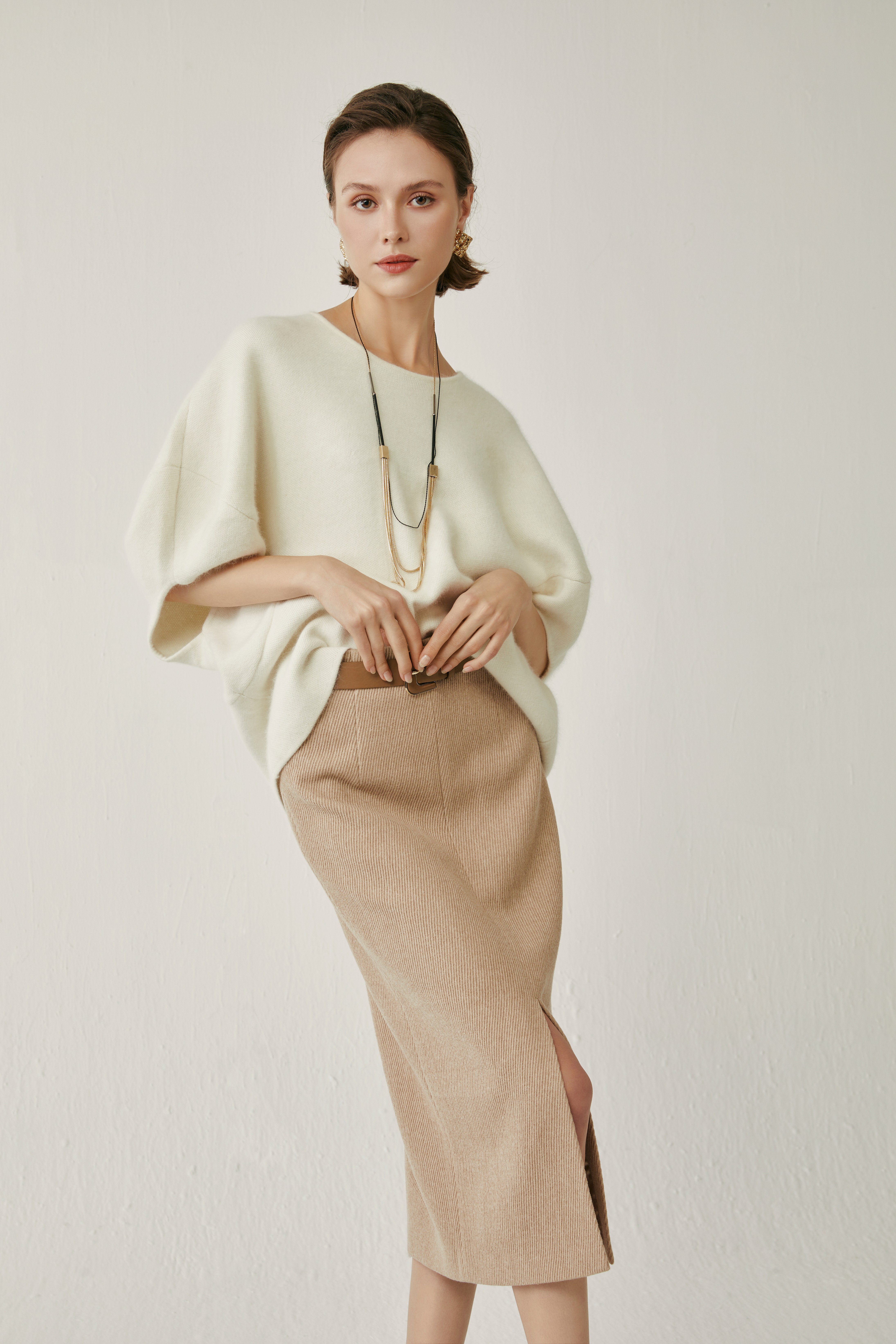 SAFICOO 优雅都市 落肩蝙蝠袖 显瘦有层次感毛织衫