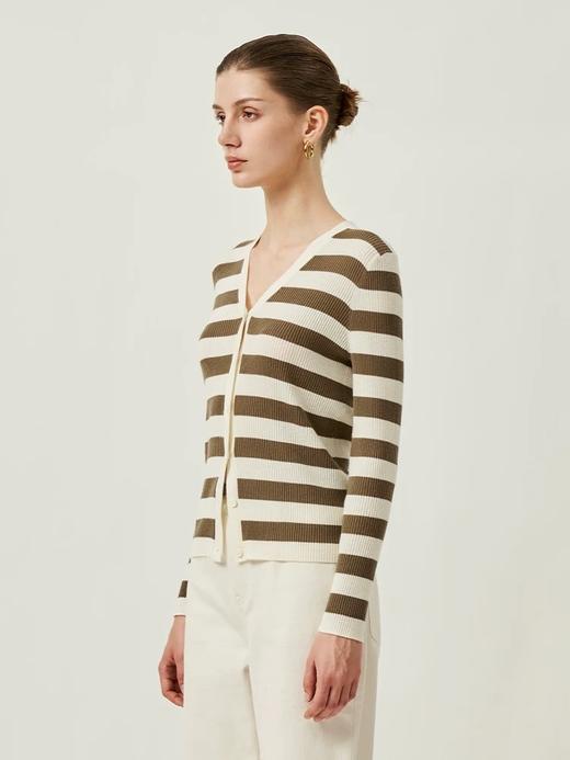 【顺丰包邮】13238【三石*澜同款】精纺100%羊毛咖白条纹V领开衫 舒适感由外及内~ 192 商品图3