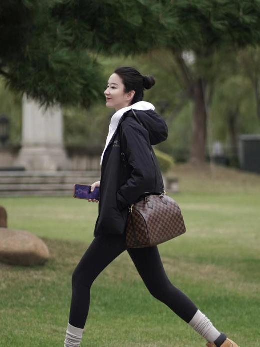 ArcteryxAtom连帽保暖厚棉服夹克ATOMAR加厚保暖连帽棉服阿童木户外连帽保暖夹克棉服（U） 商品图2