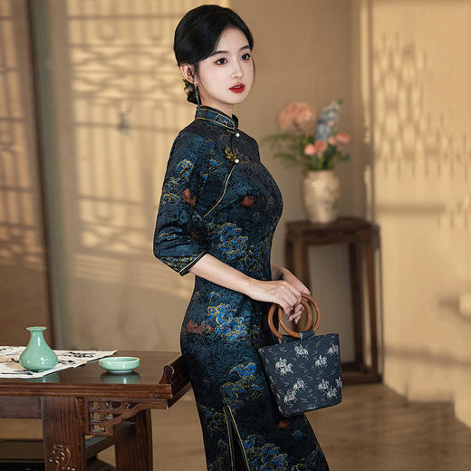 烫金丝绒国风中式长款改良，复古长袖妈妈旗袍ZQYS-SC19861 商品图4