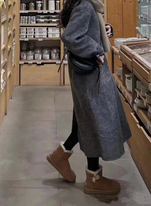 Ugg 一粒扣木扣雪地靴 三色可选（U） 商品图1