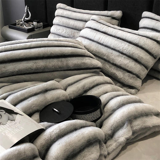 【一套约10斤重】美拉德濑兔绒四件套 双面厚实软糯细密绒毛保暖条纹款 商品图10