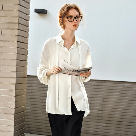 OLrain欧芮儿白色长袖衬衫女春季2025新款通勤气质飘带慵懒风衬衣 商品图1