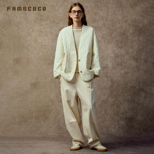 Famecoco范可儿菱格纹V领宽松休闲无领轻薄棉服外套FAC8AE002 商品图2