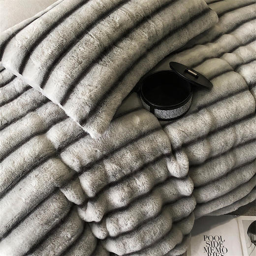 【一套约10斤重】美拉德濑兔绒四件套 双面厚实软糯细密绒毛保暖条纹款 商品图14