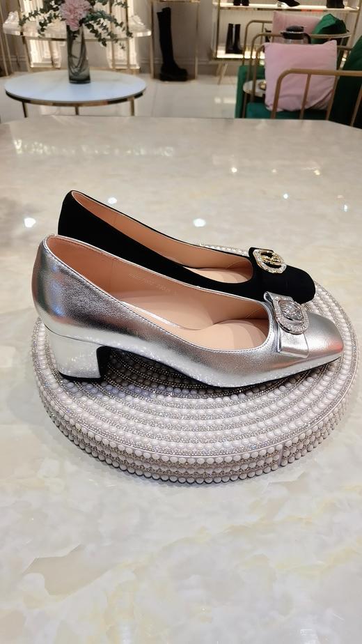 【云粉节】【7折】BF楼诺贝达25年春时尚单鞋RS257002吊牌价2080 商品图1