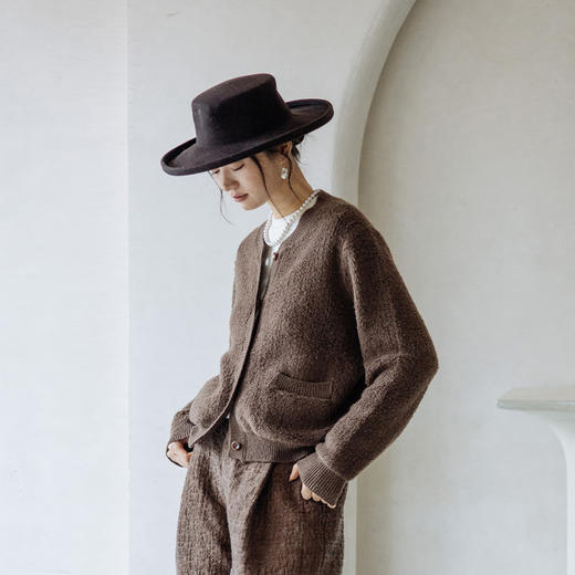 绽放旅行女装894朵/简爱毛衣100%绵羊毛四色绒感短款开襟毛针织衫 商品图0