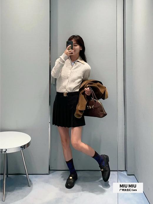 缪缪24Fw秋冬新款学院风金属字母扣腰带高腰百褶半身裙（UY*DQJB） 商品图7