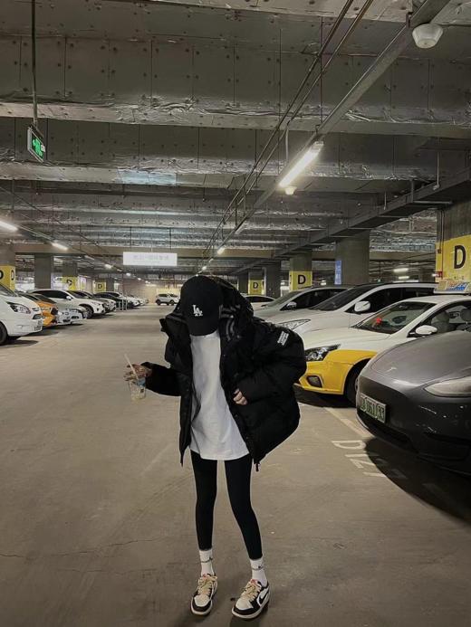 Burberry/巴宝莉21Fw可拆卸袖子羽绒服周冬雨同款可拆卸袖子连帽羽绒服男女同款（UY*FD） 商品图2